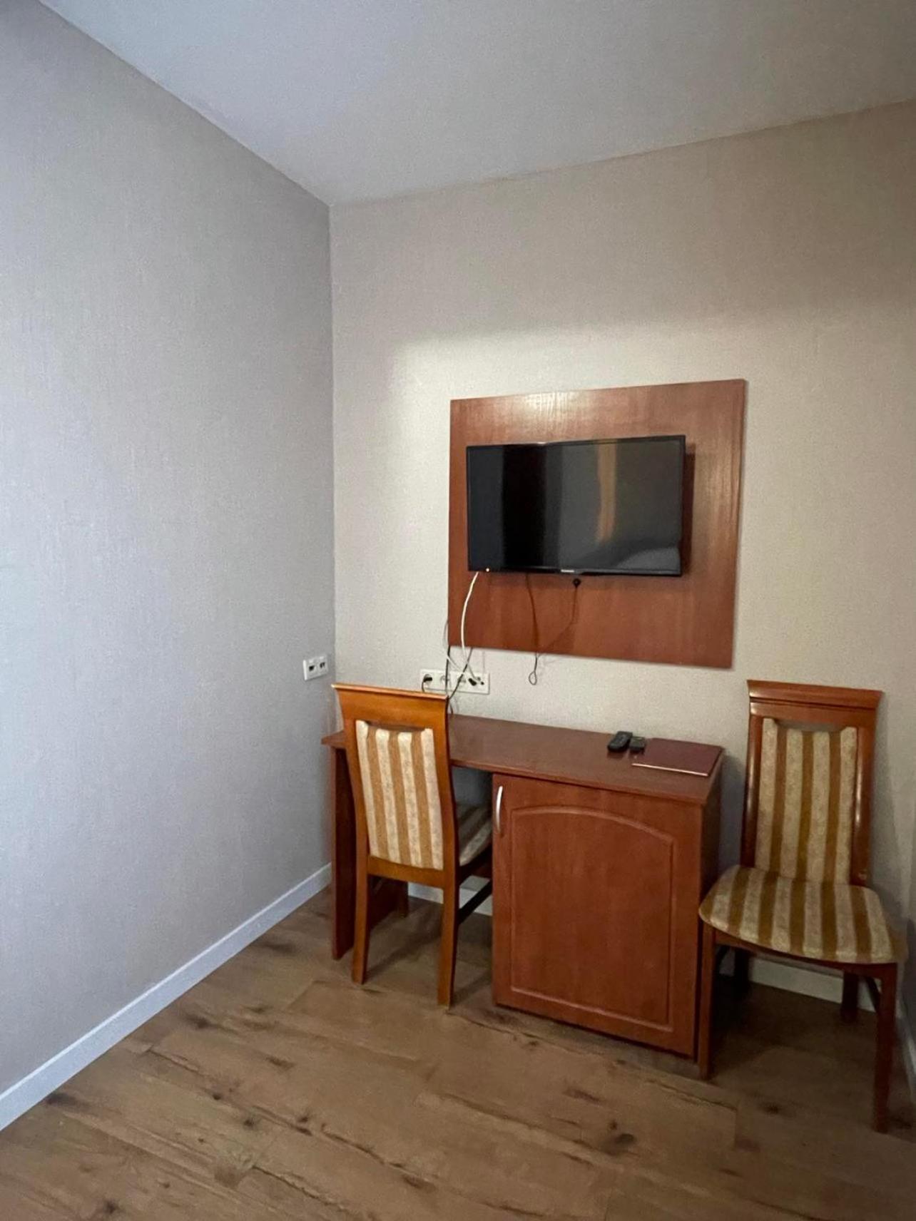 Hotel Arkadia Konskie Εξωτερικό φωτογραφία