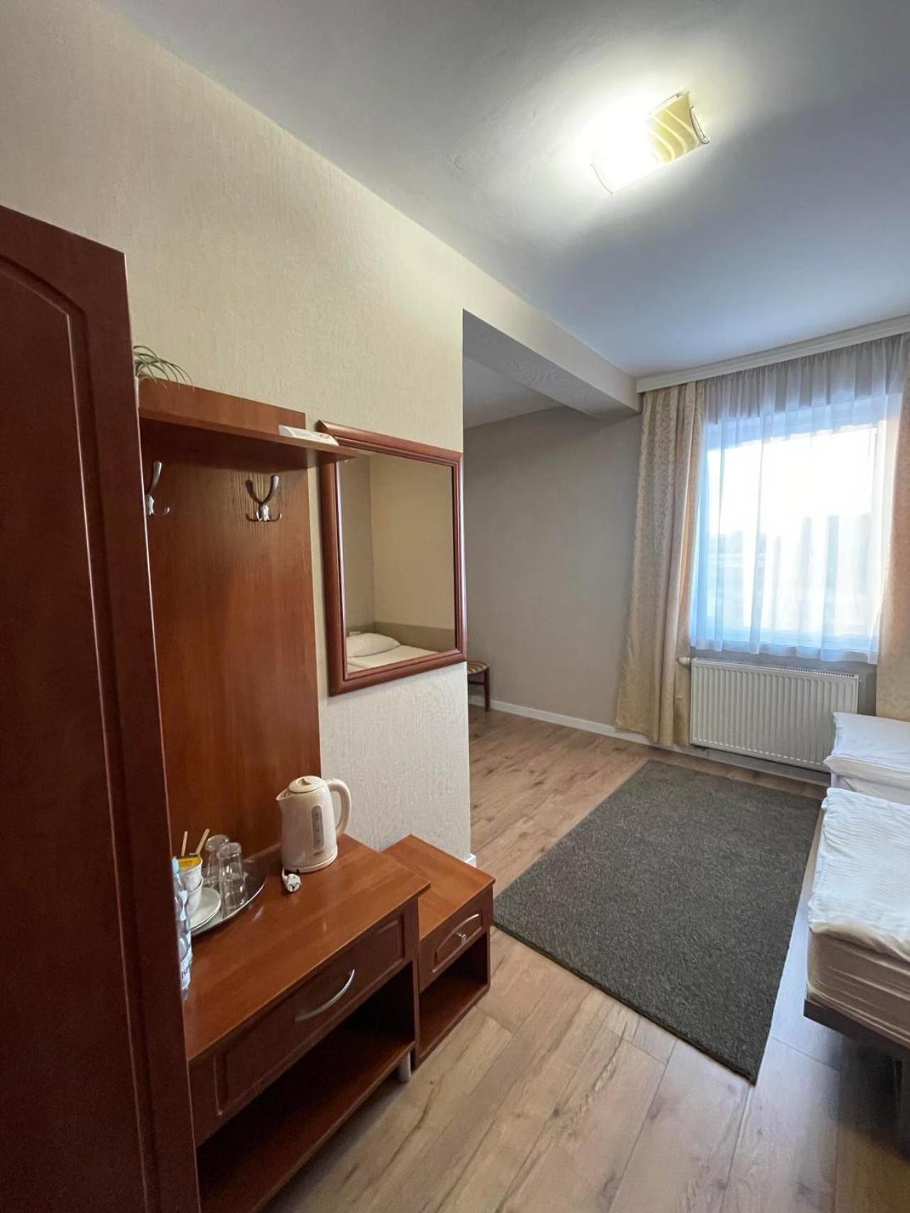 Hotel Arkadia Konskie Εξωτερικό φωτογραφία